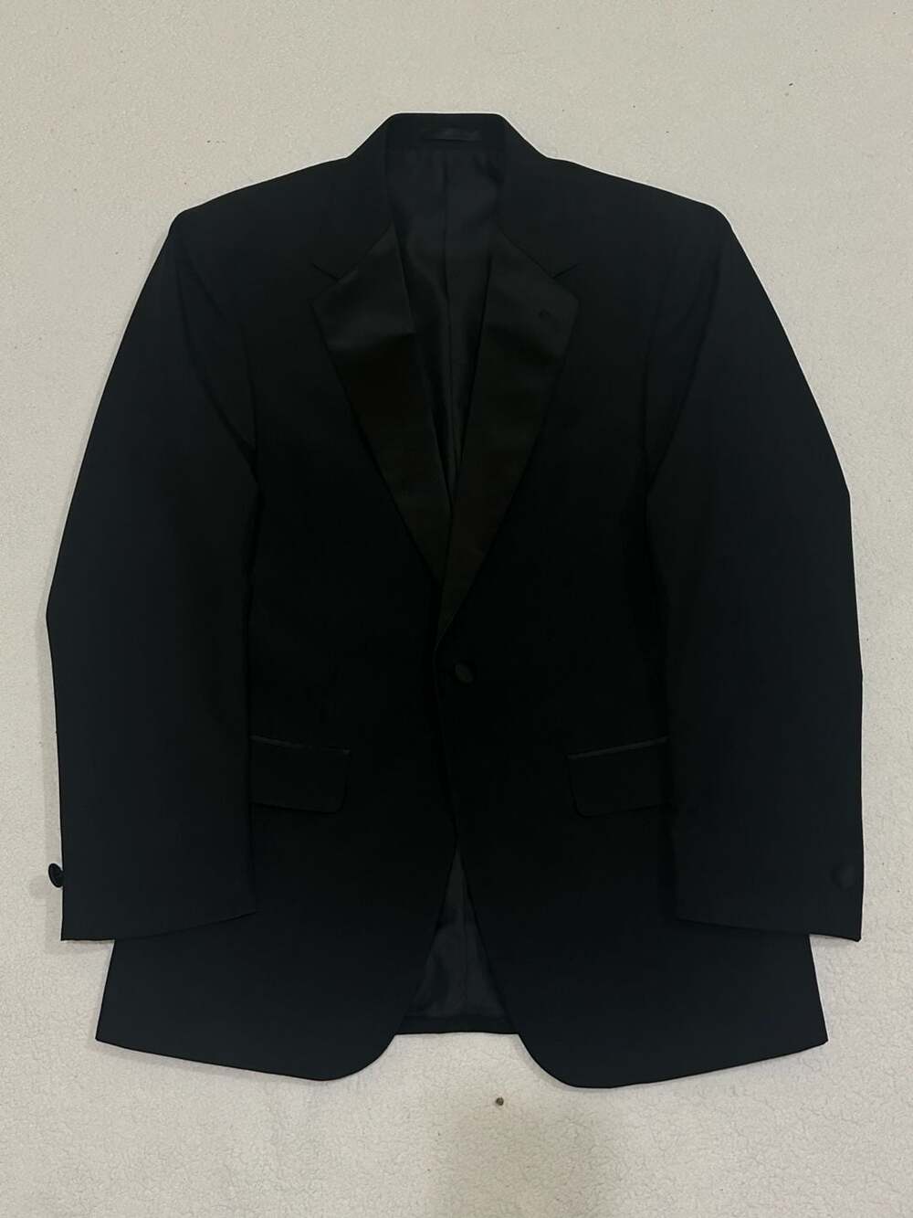 Stage Accents Black Tuxedo Jacket Mens 38R Formal Dinner Blazer Satin Lapel